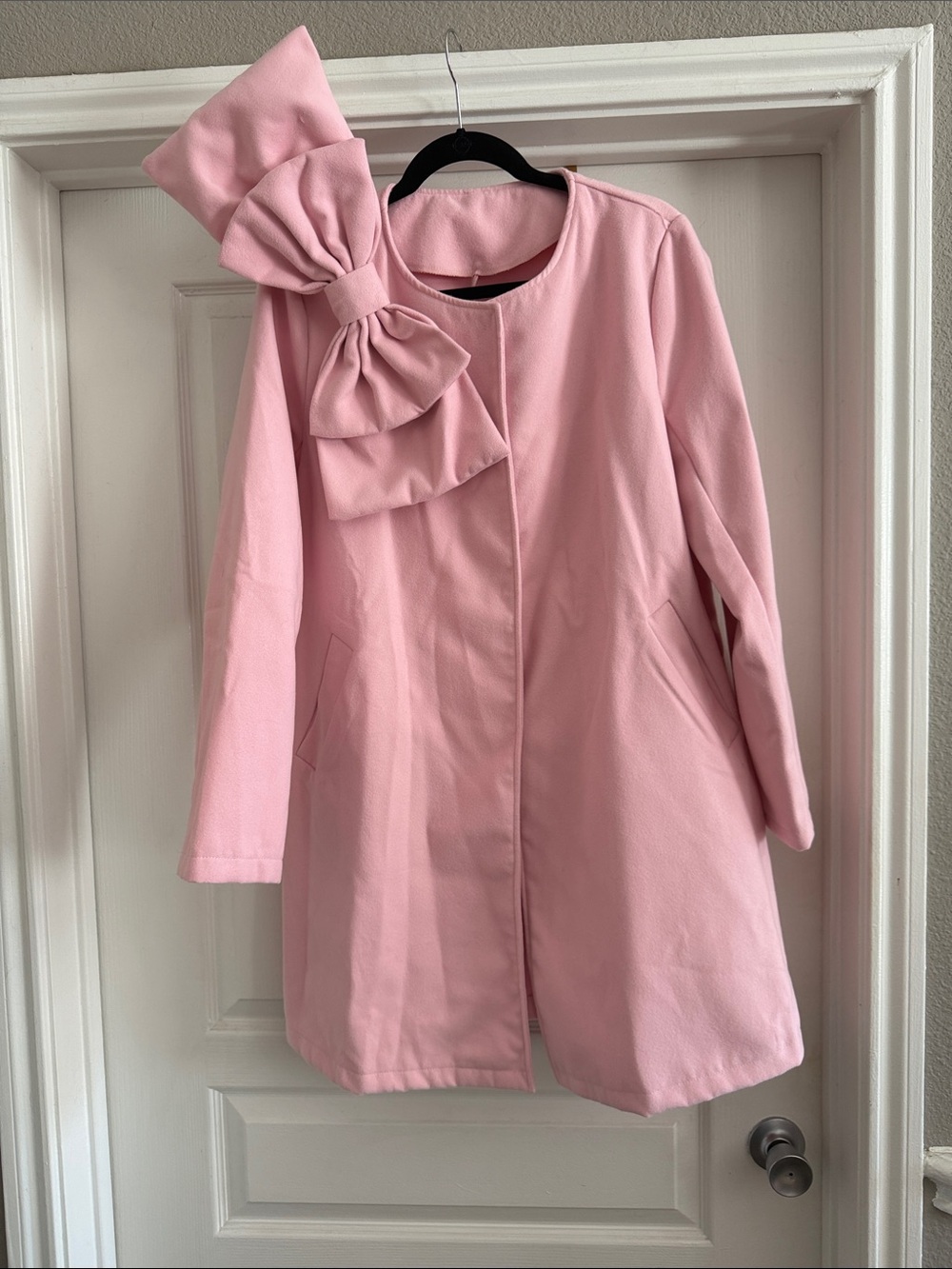 Bow-Shoulder Long Sleeve Pink Dress Coat
